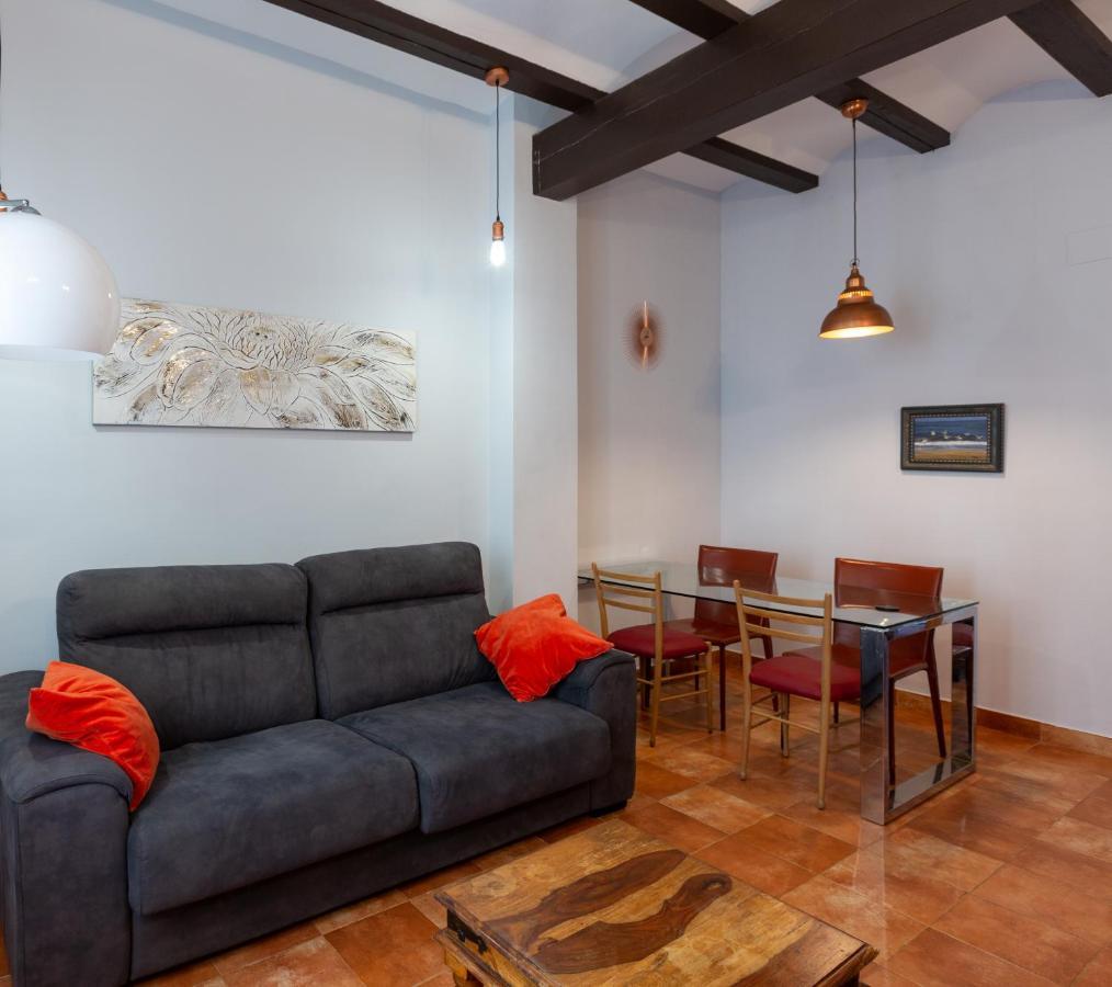 Cozy Apartment Near The Center, Torres De Serrano Valencia Bagian luar foto