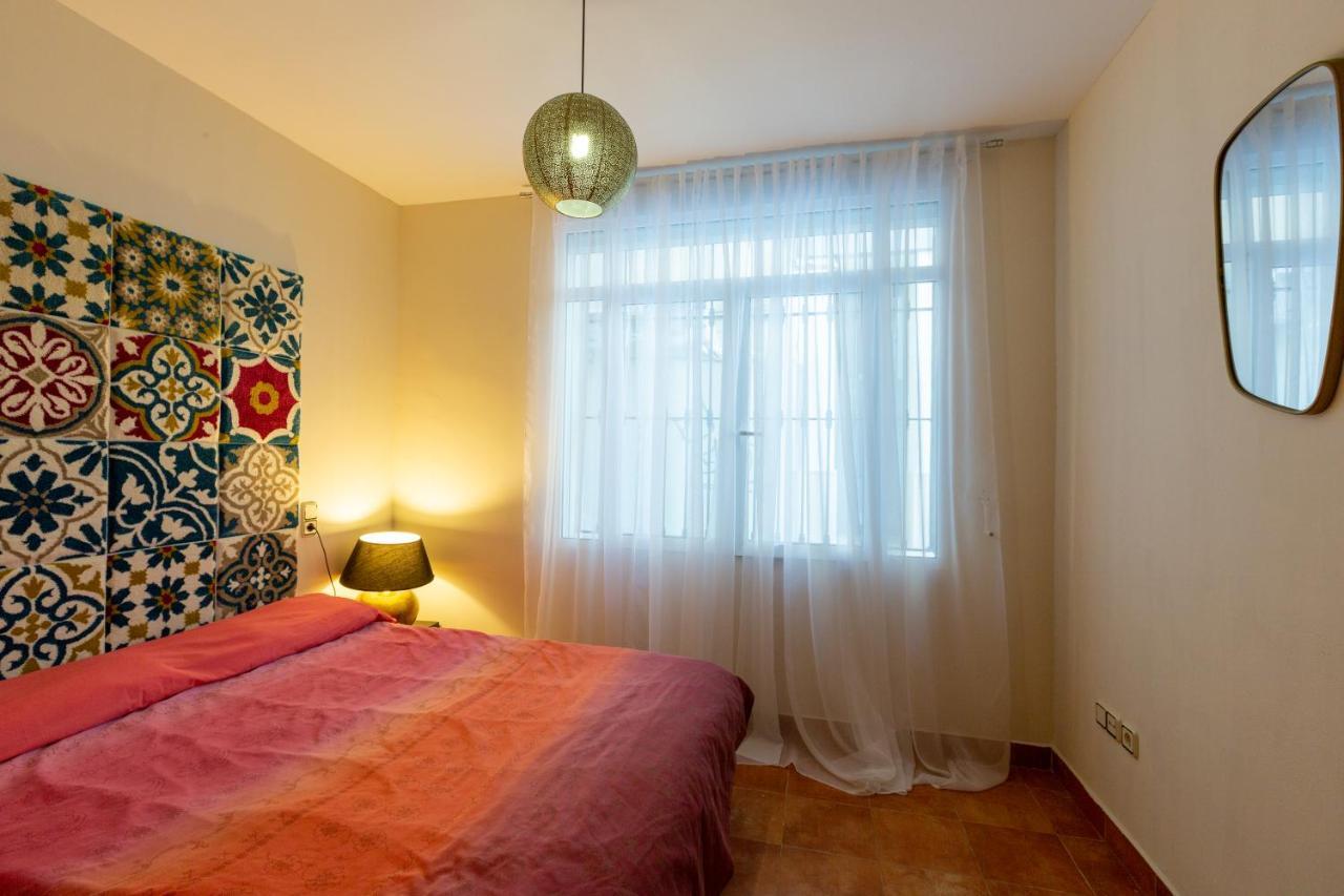 Cozy Apartment Near The Center, Torres De Serrano Valencia Bagian luar foto