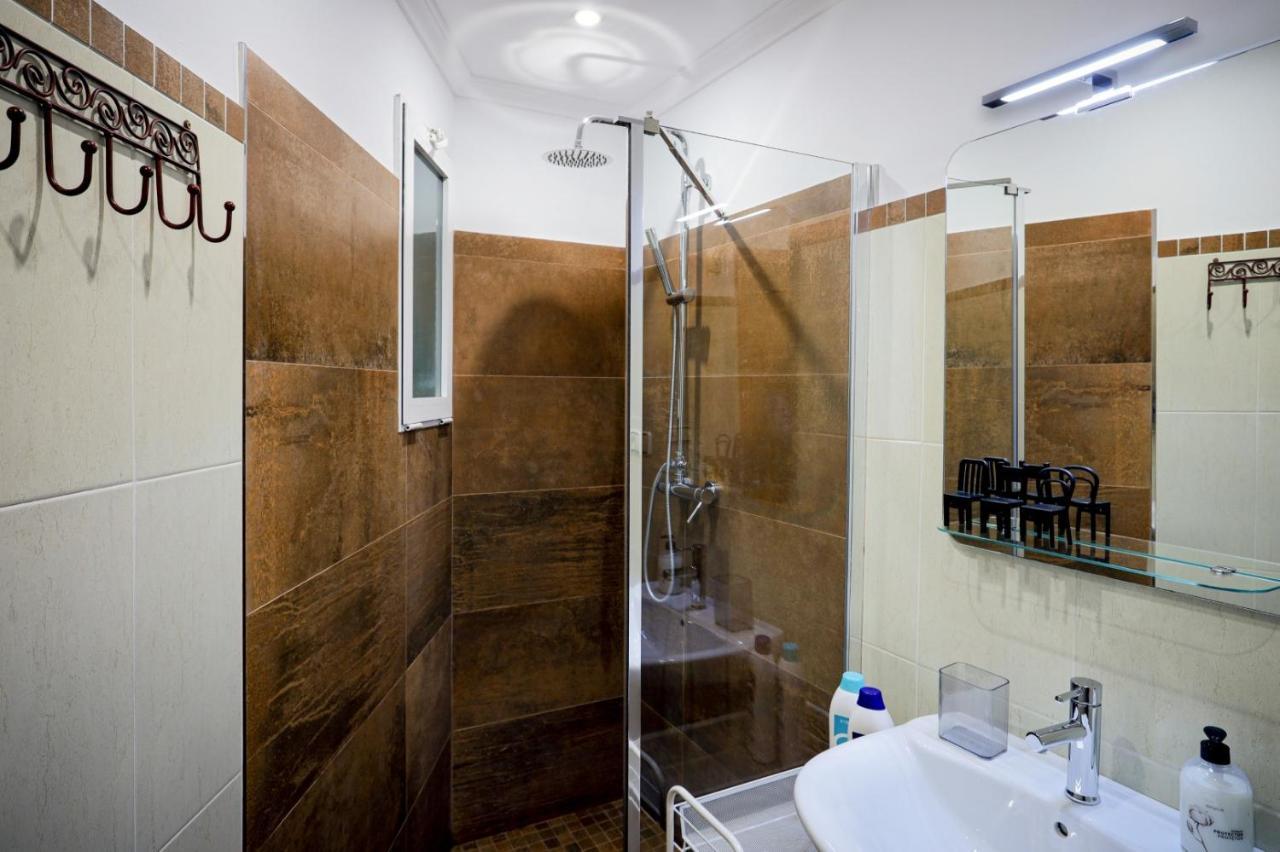 Cozy Apartment Near The Center, Torres De Serrano Valencia Bagian luar foto