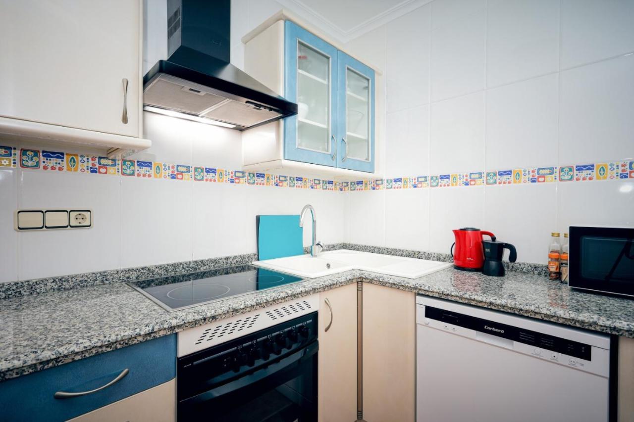 Cozy Apartment Near The Center, Torres De Serrano Valencia Bagian luar foto